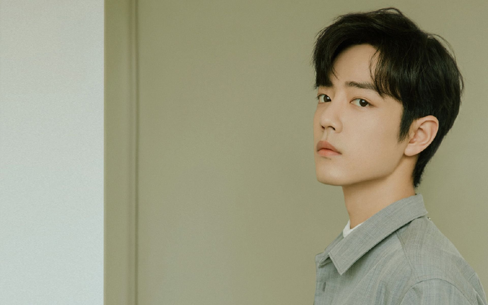 排位赛红牛二队轻取迈凯伦，正赛诺里斯带队逆袭夺冠