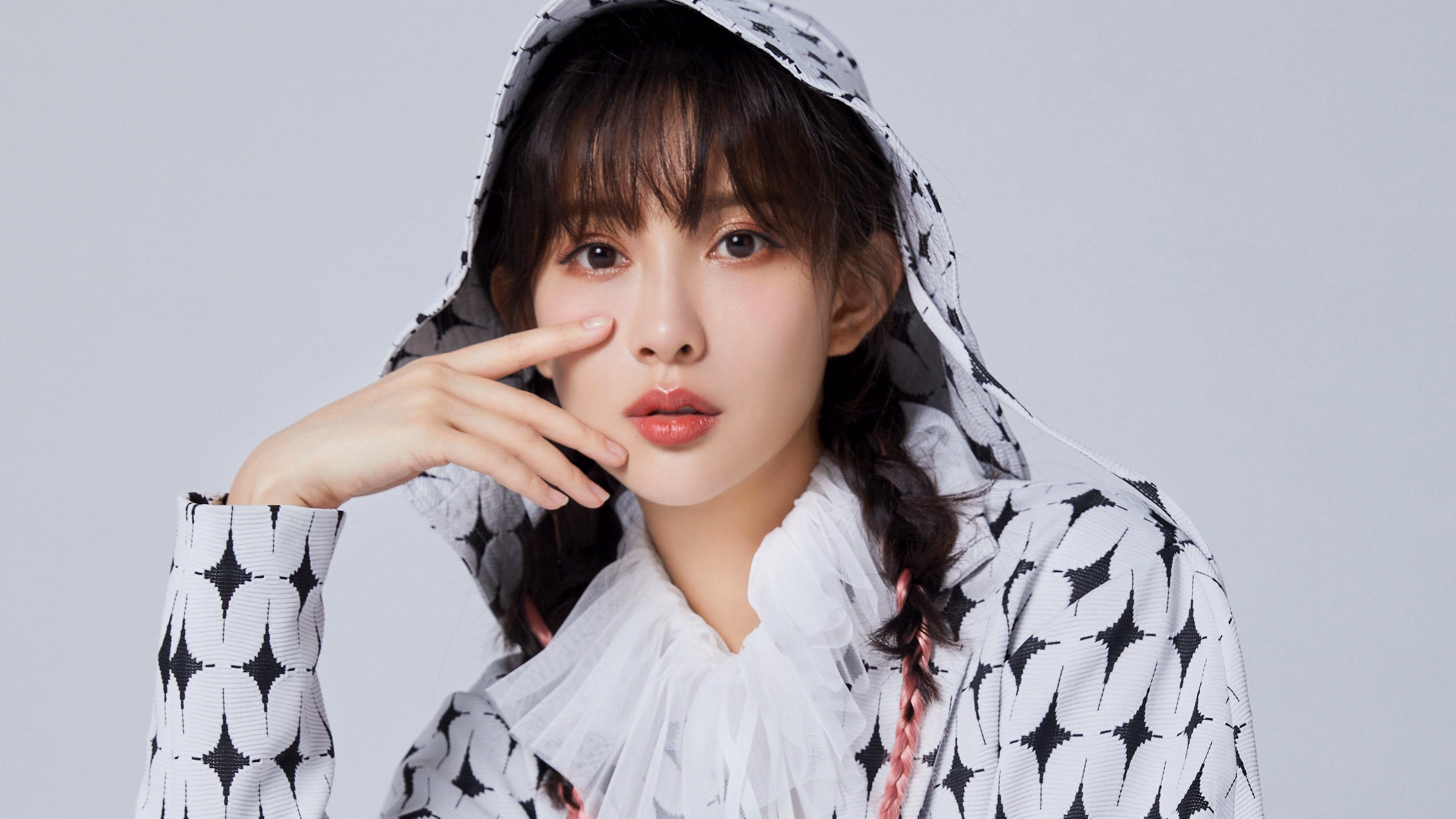 双重奏，一记绝杀与一项纪录的平行叙事