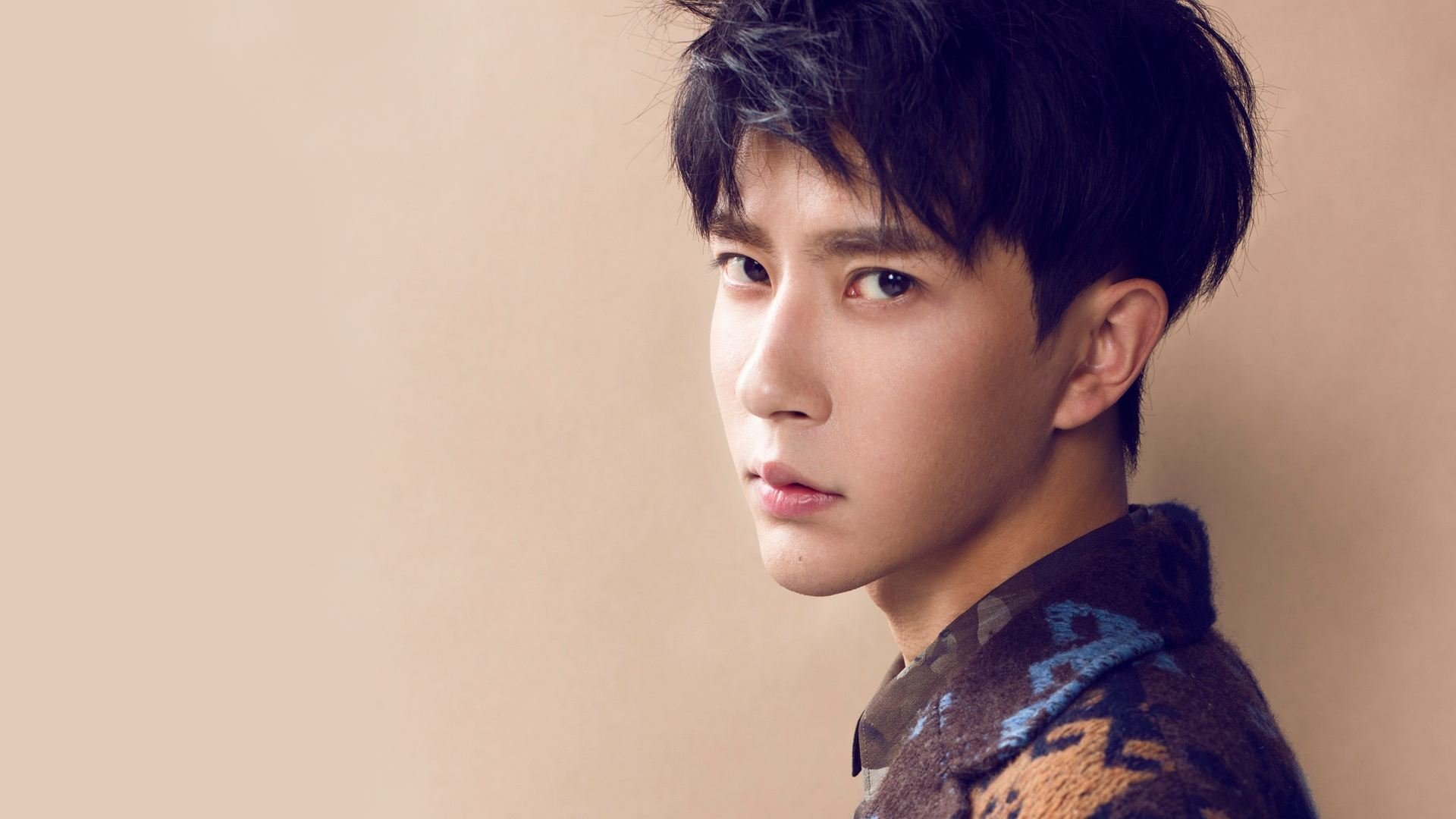 尼克斯跨洋终结广东队,克莱末节三分雨定乾坤