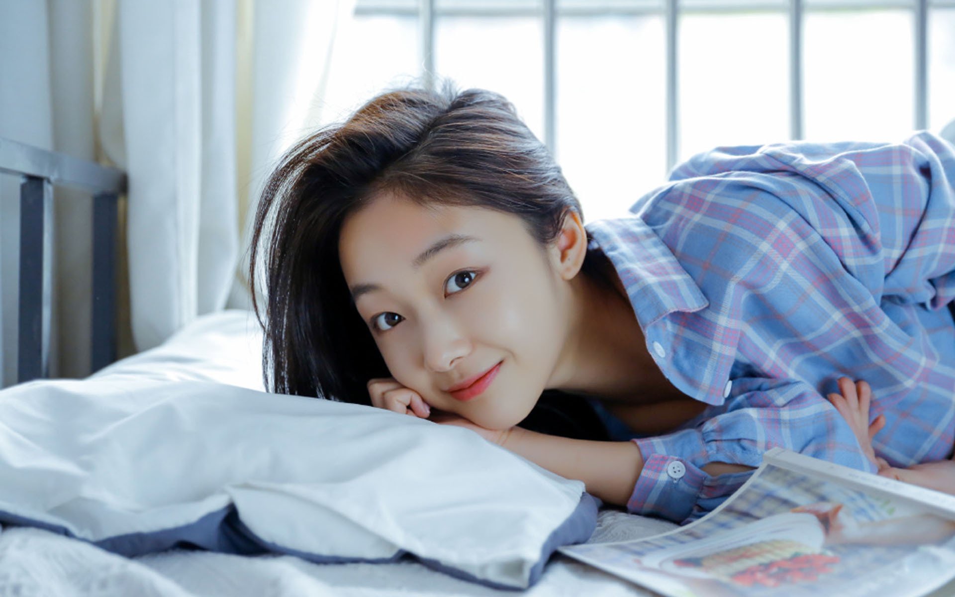 世界排名争夺战白热化,穆勒主宰赛场,荷兰狂胜秘鲁