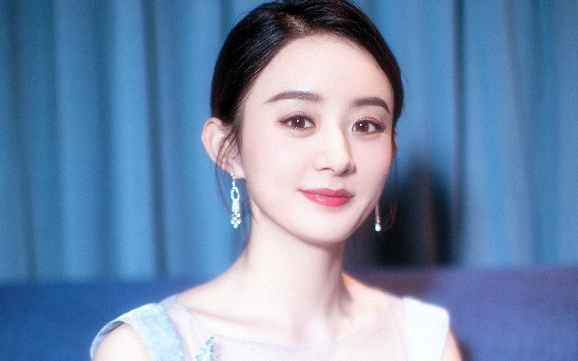 童话突尼斯，马丁内利以石击水的涟漪，如何淹没了曼城巨舰