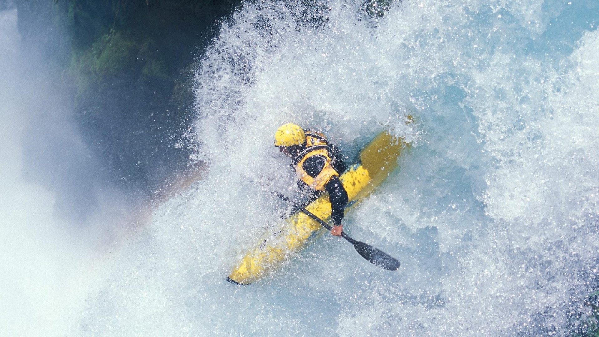 东部两重天，恩比德完成自我救赎，猛龙强势拿下尼克斯