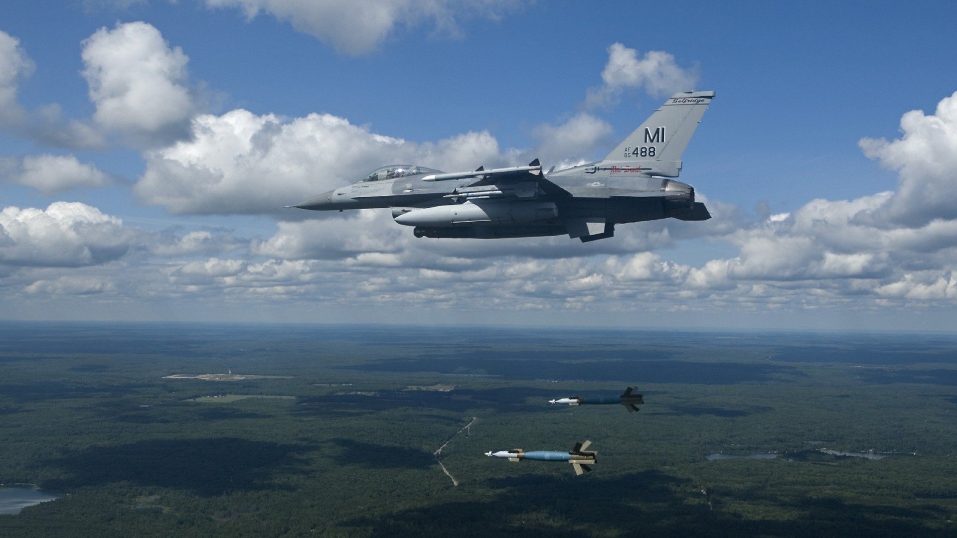 铁塔与沙漠,当托尼的怒火撞上马里的黄金一代